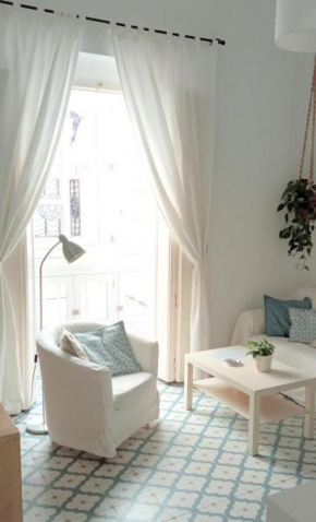 Отель Sagasta Apartments  Кадис